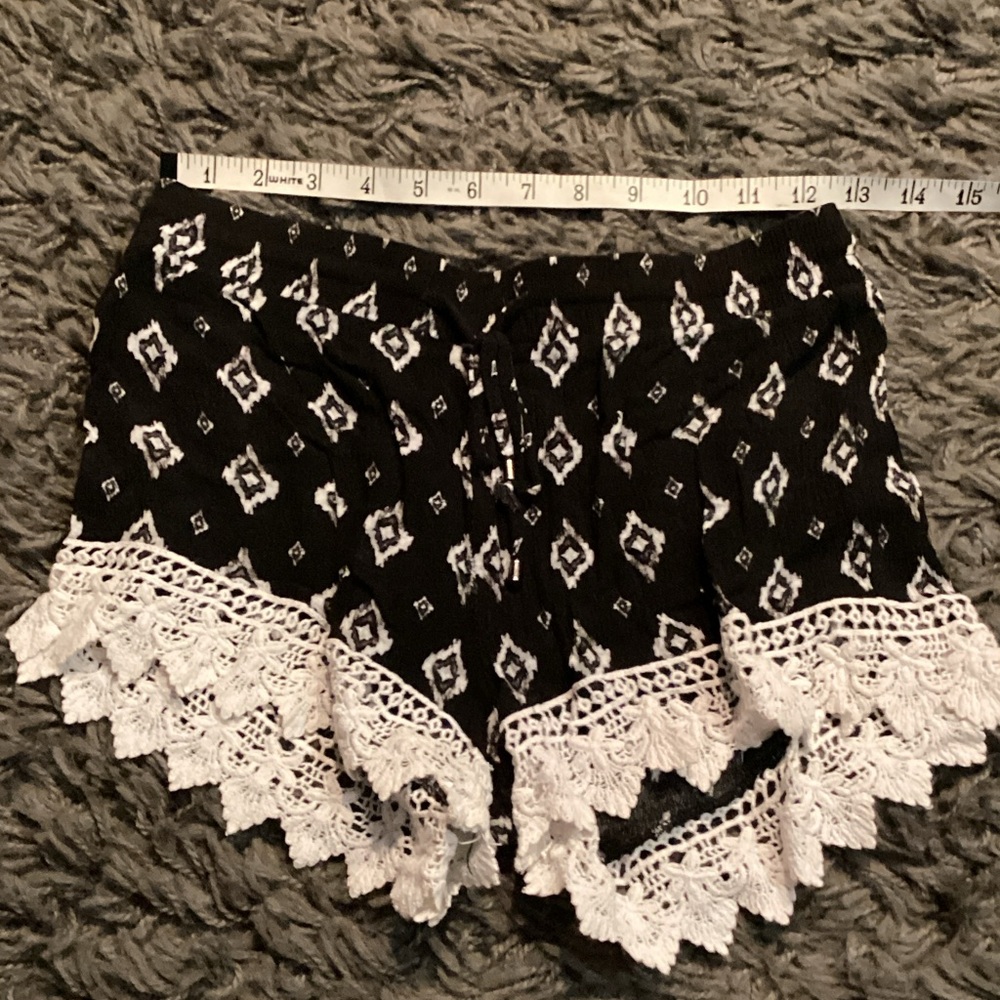 Breeze Ever Black and White Patterned Shorts with Lace Trim